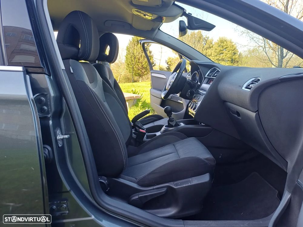 Citroën C4 1.6 HDi Exclusive - 31
