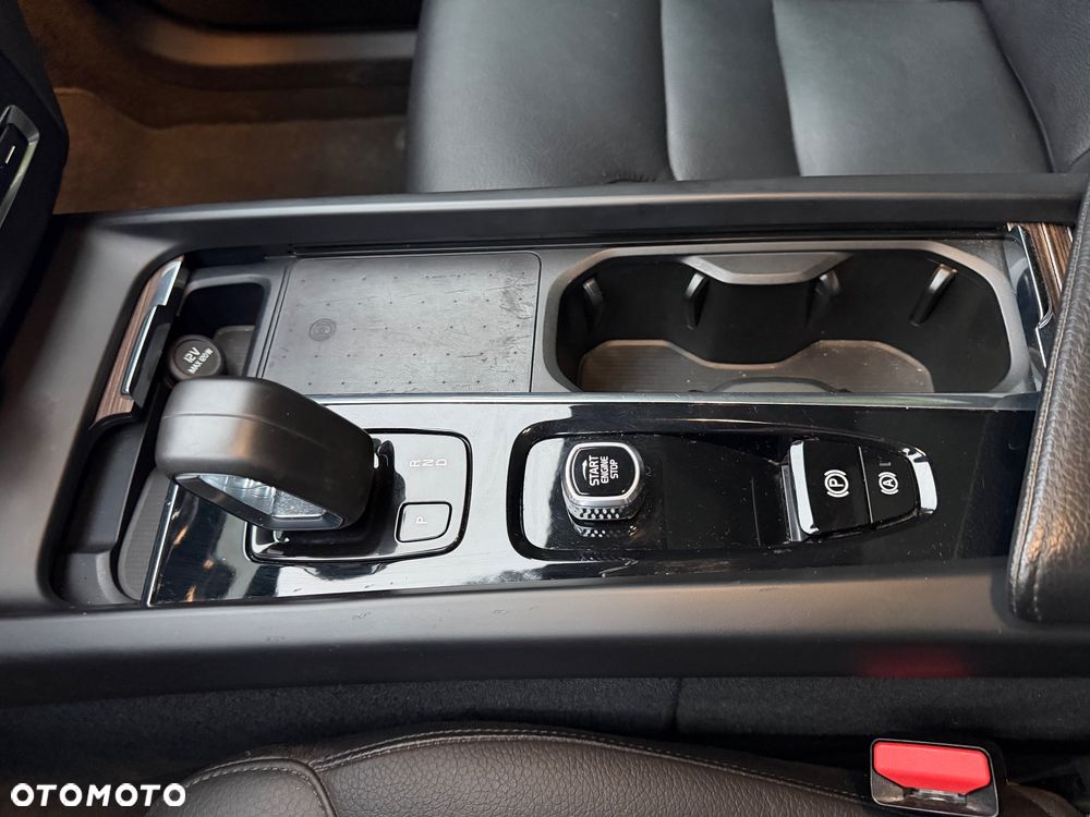 Volvo XC 60 - 11