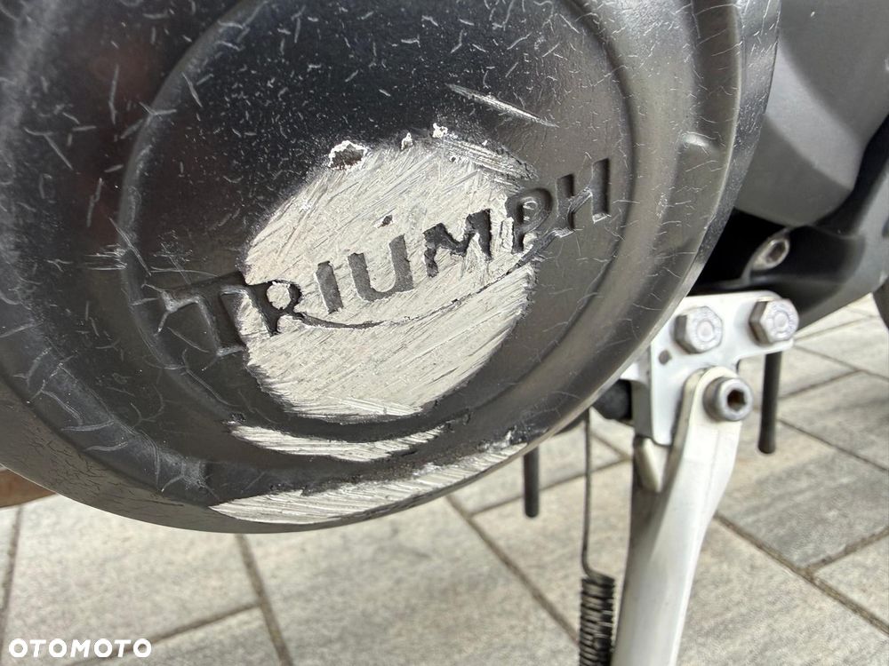 Triumph Street Triple - 13