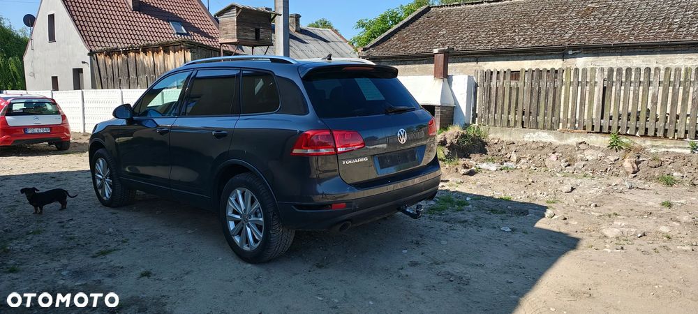 Volkswagen Touareg - 13