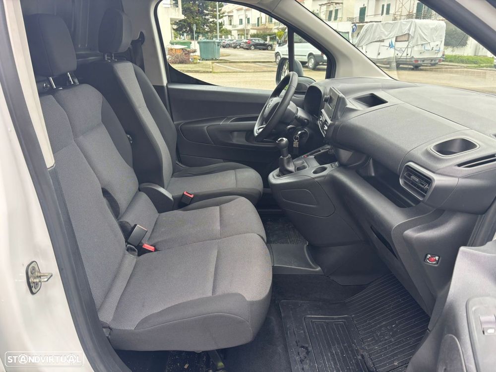 Toyota Proace City 1.5D L1 COMFORT 102cv - AC - GPS - IVA DEDUTÍVEL - 9