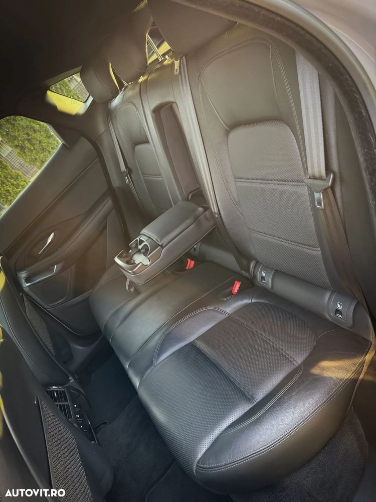 Jaguar E-Pace D180 AWD Aut. R-Dynamic HSE - 8