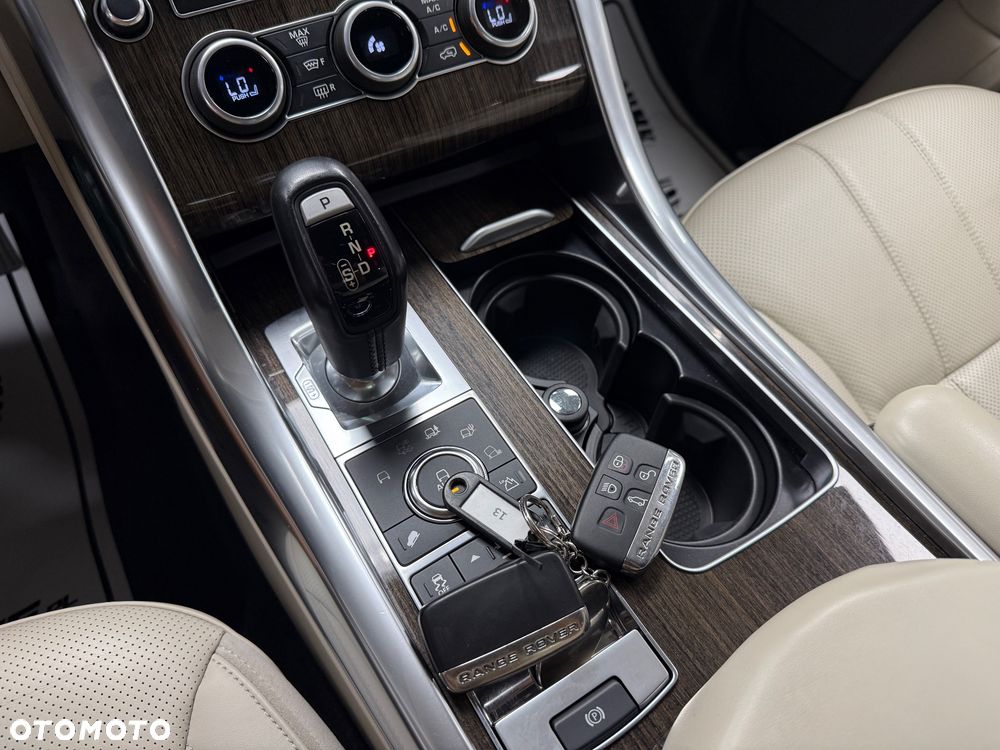 Land Rover Range Rover Sport - 12