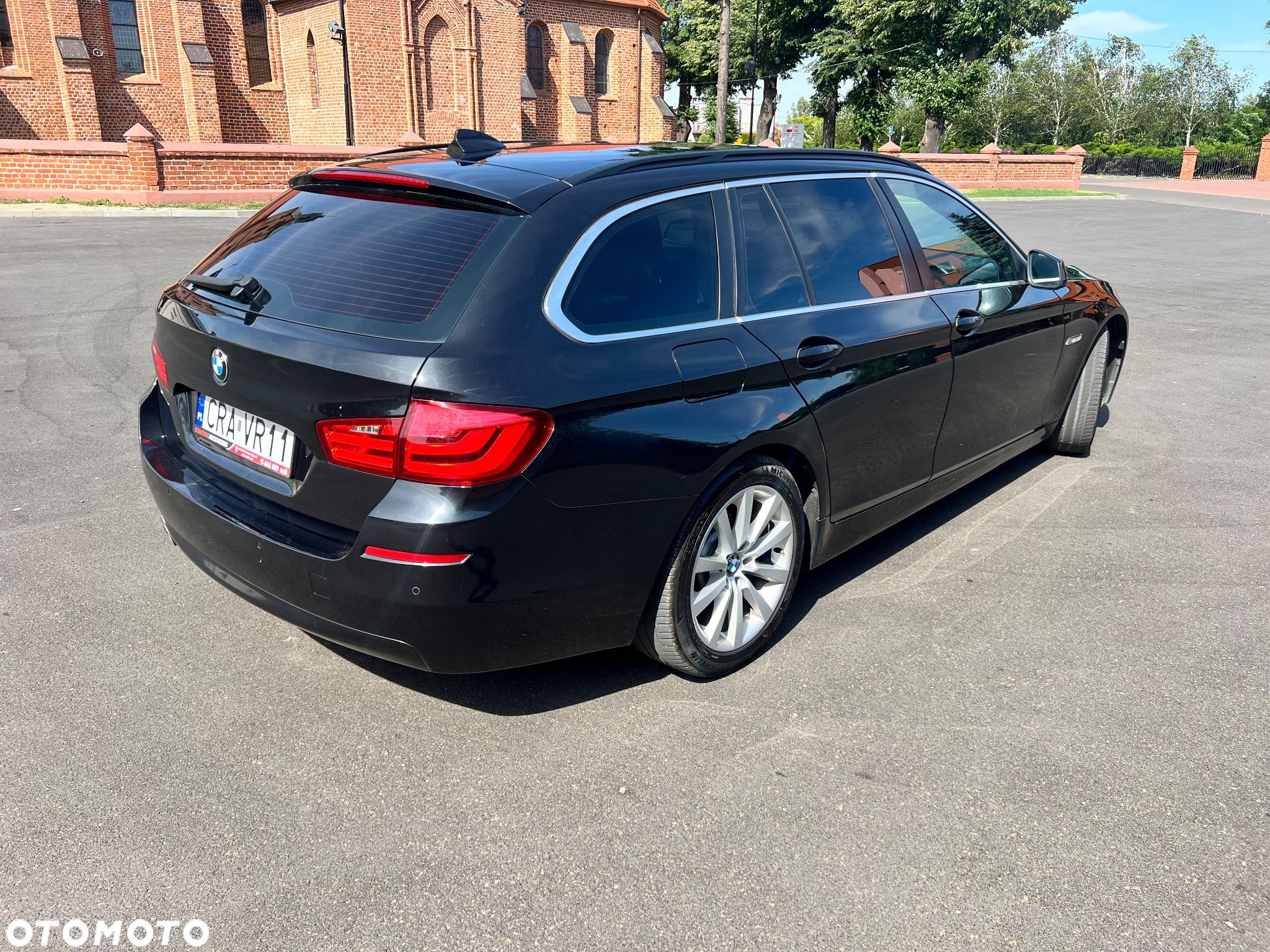 BMW Seria 5 525d Touring - 6