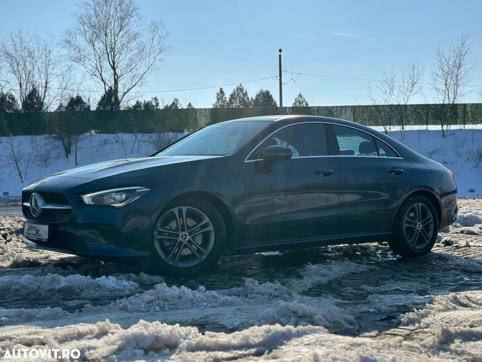 Mercedes-Benz CLA 180 d 7G-DCT - 4