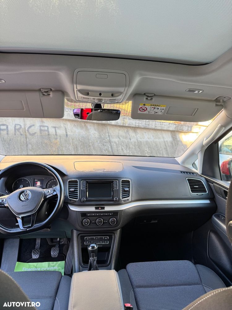 Volkswagen Sharan 2.0 TDI (BlueMotion Technology) Highline - 17