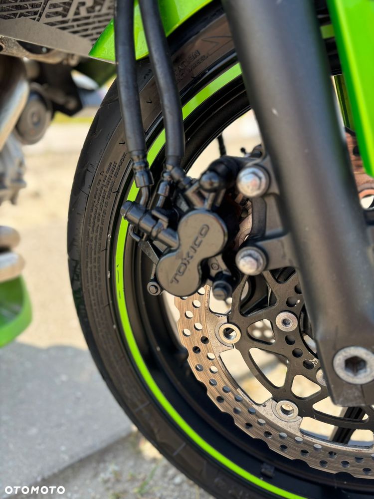 Kawasaki ER - 6
