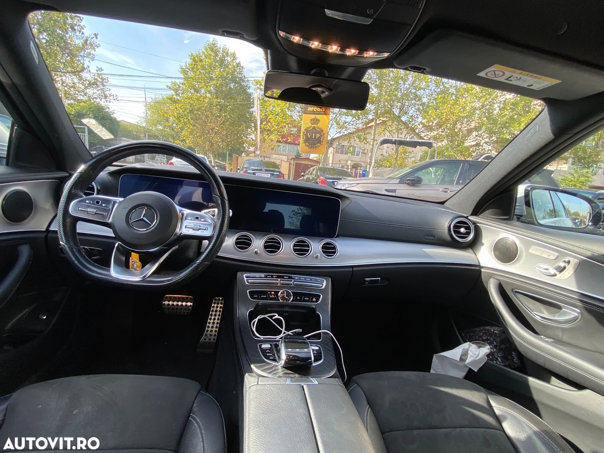 Mercedes-Benz E 200 Aut. - 14