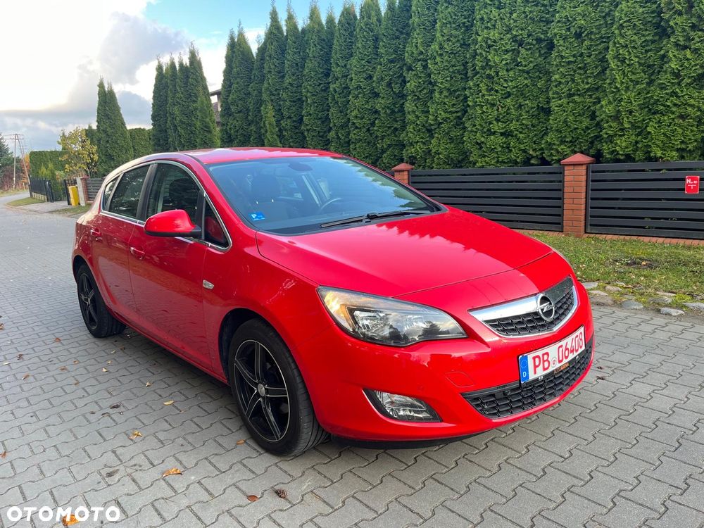 Opel Astra 1.4 Turbo 150 Jahre - 2