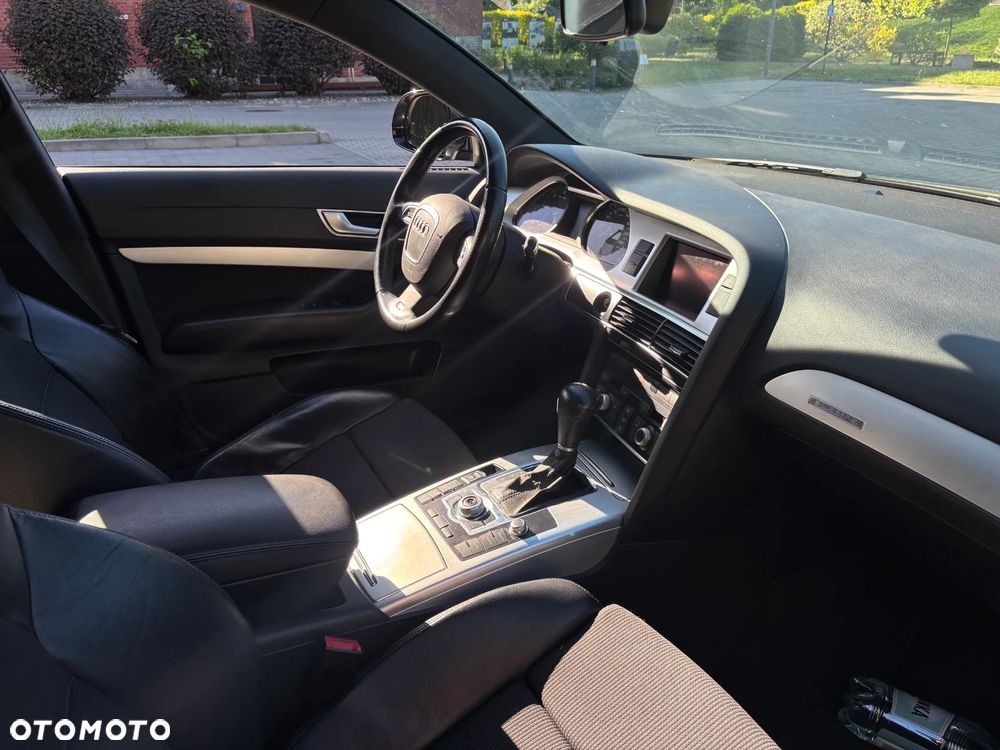 Audi A6 Avant 2.7 TDI DPF quattro tiptronic - 23