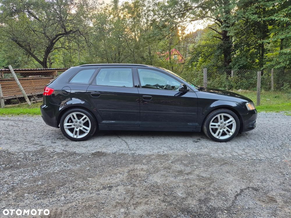 Audi A3 Sportback 2.0 TDI DPF quattro Ambition - 19