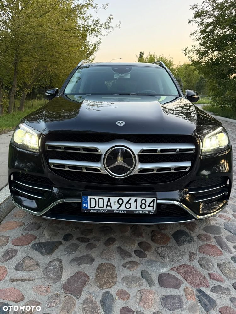 Mercedes-Benz GLS - 25