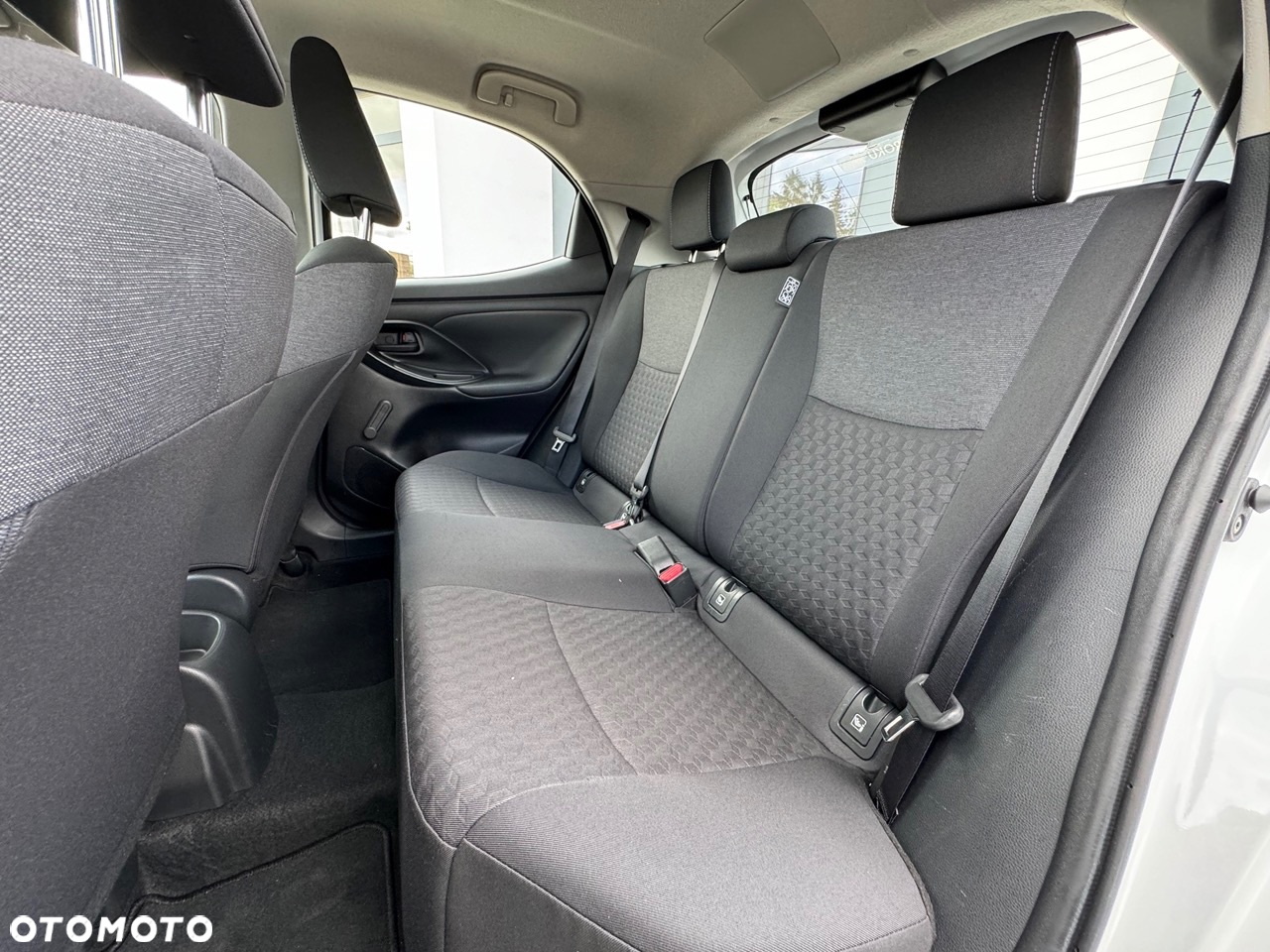 Toyota Yaris 1.5 Comfort - 14