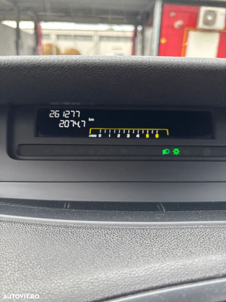 Renault Scenic - 10