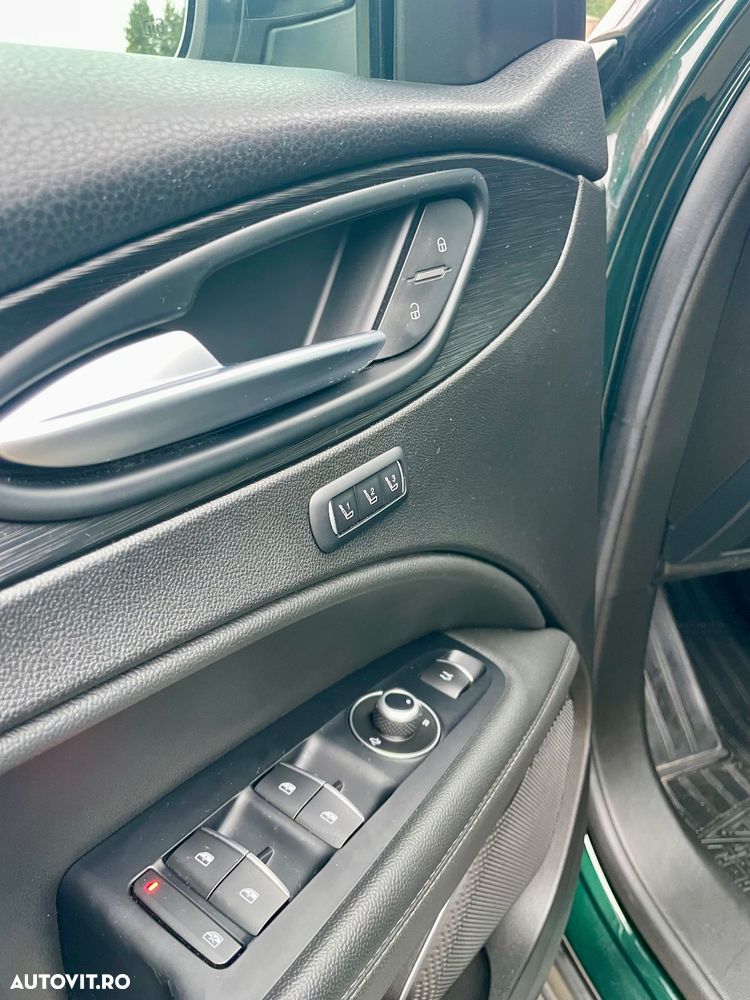 Alfa Romeo Stelvio 2.0 Turbo 16V AT8-Q4 - 18