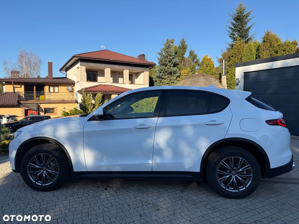 Alfa Romeo Stelvio 2.0 Turbo Q4 - 10