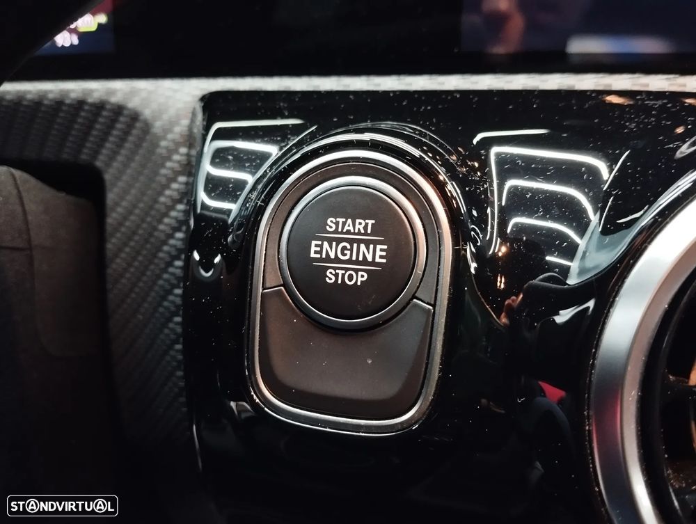 Mercedes-Benz A 250 e Progressive - 24