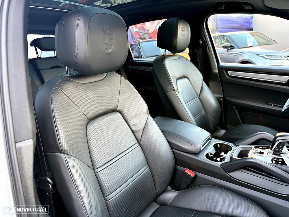 Porsche Cayenne E-Hybrid - 27