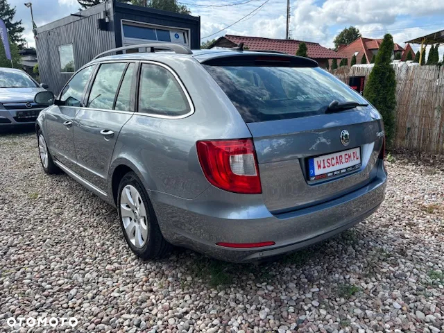 Skoda Superb 1.6 TDI Comfort / Active Greenline - 8