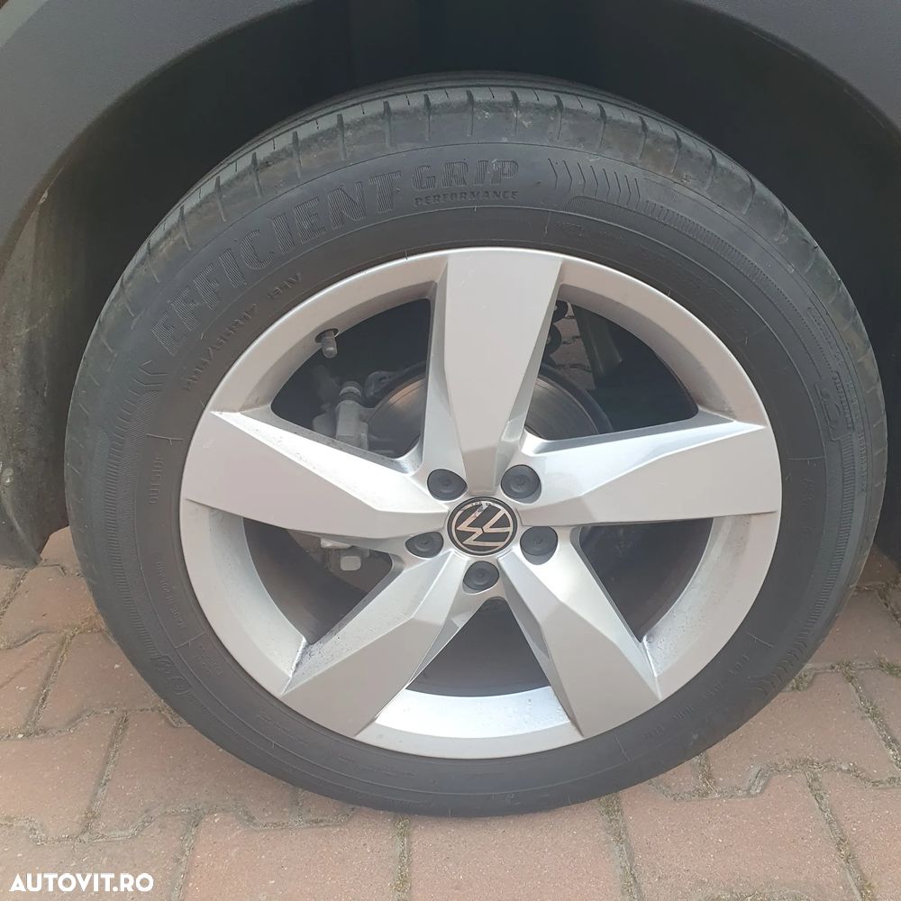 Volkswagen T-Cross - 20