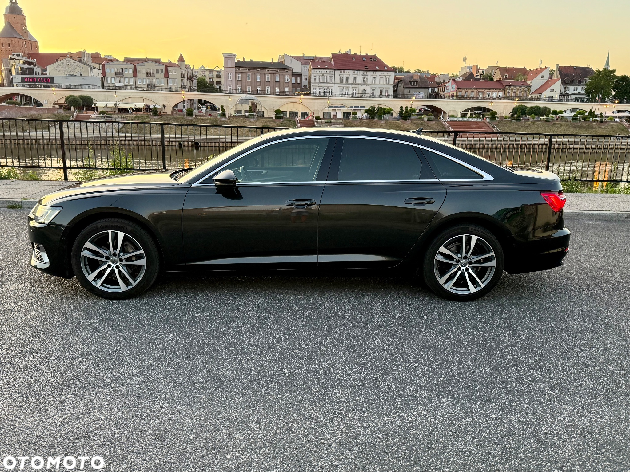 Audi A6 - 4