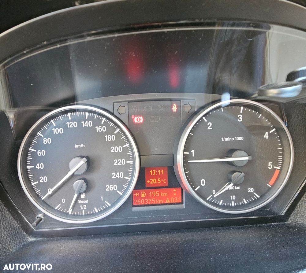 BMW Seria 3 320d - 10