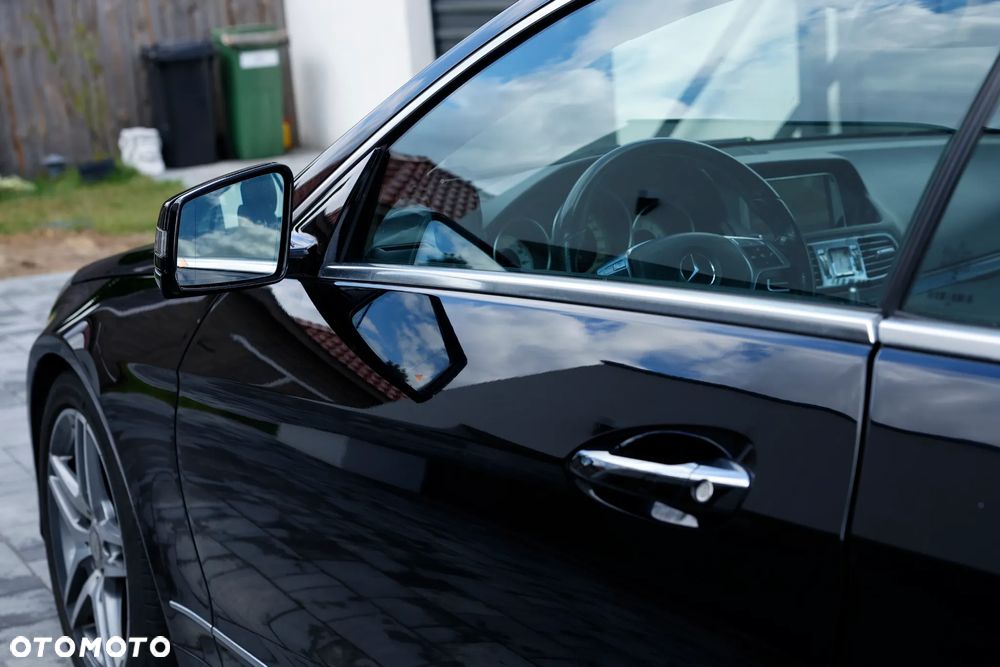 Mercedes-Benz Klasa E 400 4Matic Coupe 9G-TRONIC AMG Line - 13