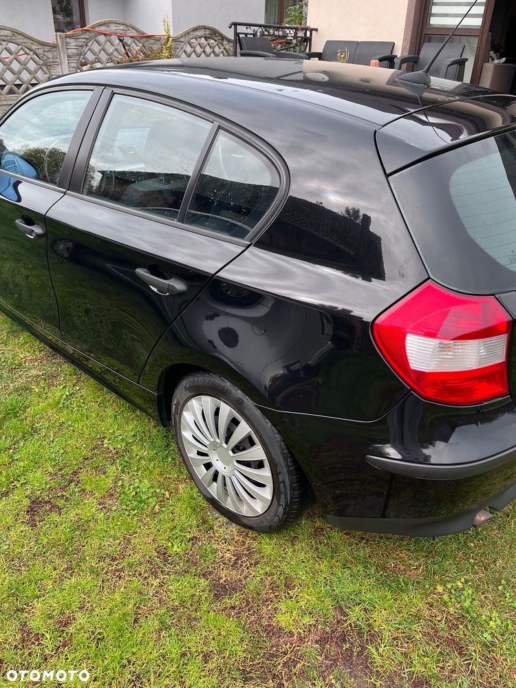 BMW Seria 1 116i - 6