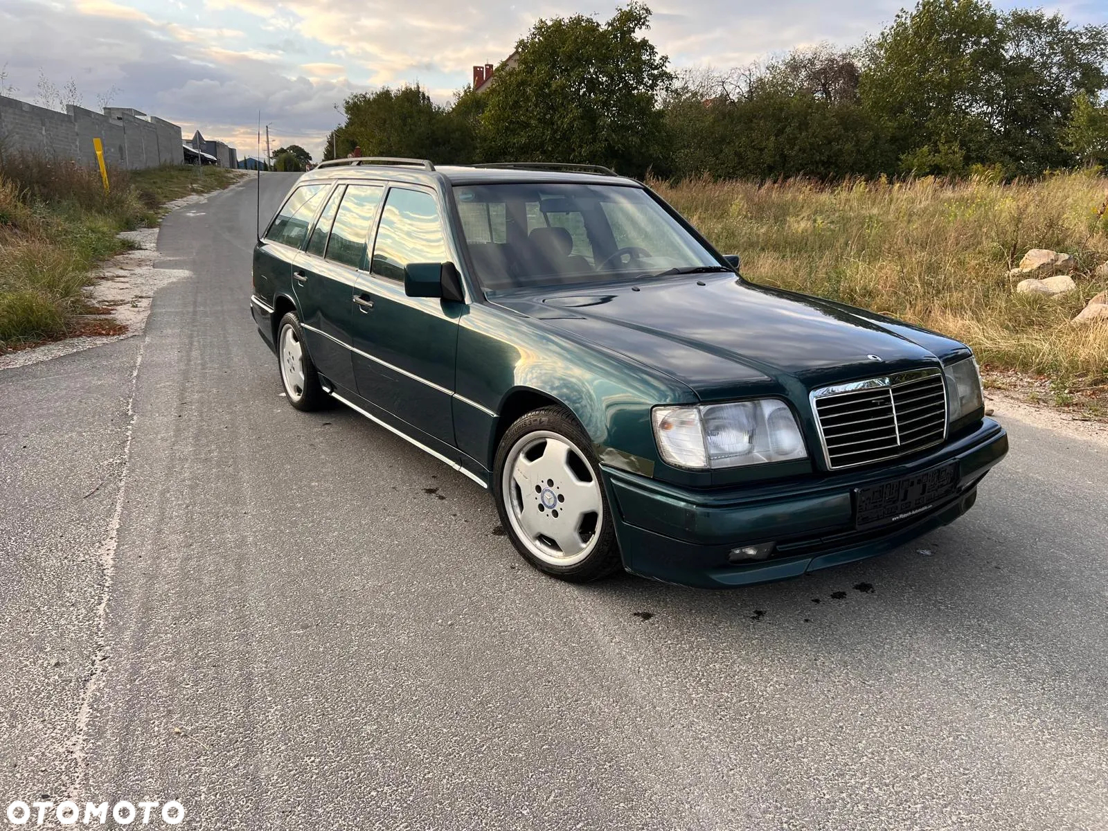 Mercedes-Benz 280 - 2