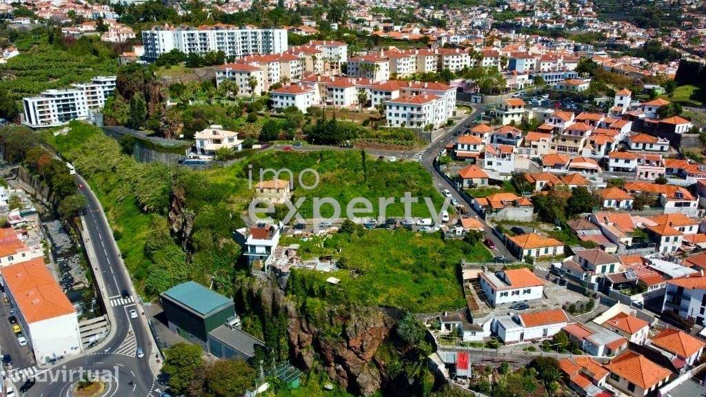 Lote de Terreno com 487 m2 para construção de moradia, Funchal - Grande imagem: 4/18