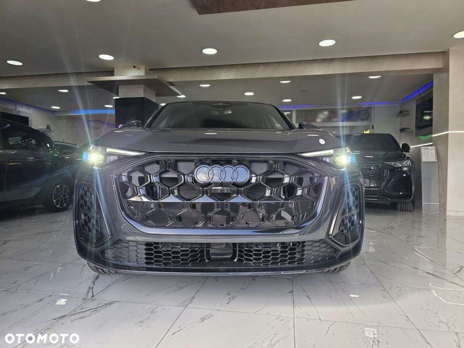 Audi Q5 Sportback - 3