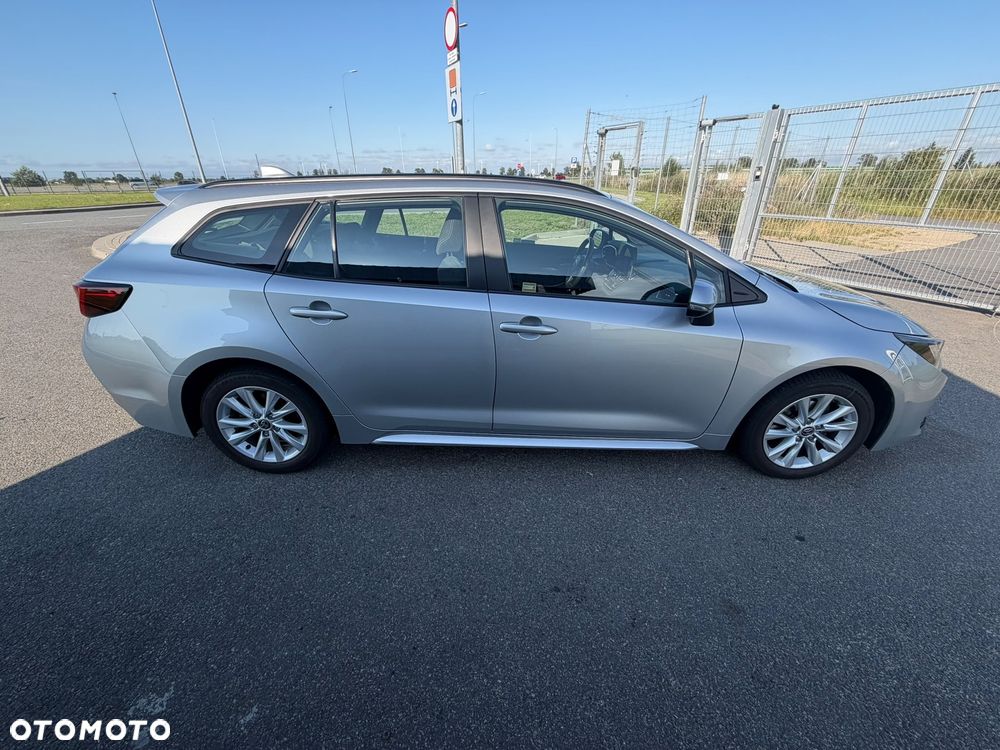 Toyota Corolla 1.8 Hybrid Comfort - 12