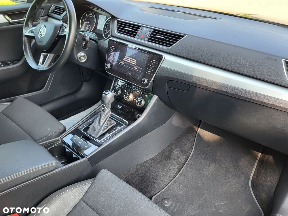 Skoda Superb 2.0 TDI 4x4 DSG Ambition - 21