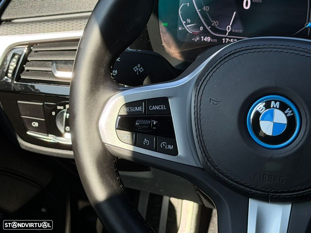 BMW 520 e Pack M - 35