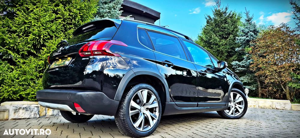 Peugeot 2008 PureTech 110 Stop&Start GT-Line Edition - 29