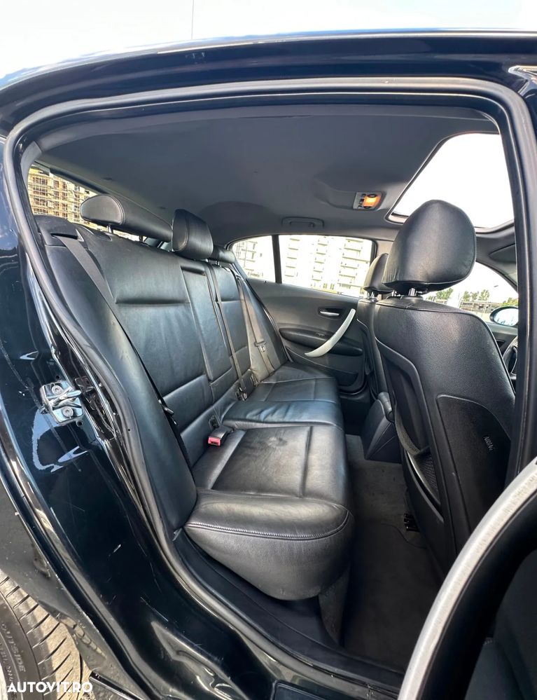 BMW Seria 1 120d Aut. - 9