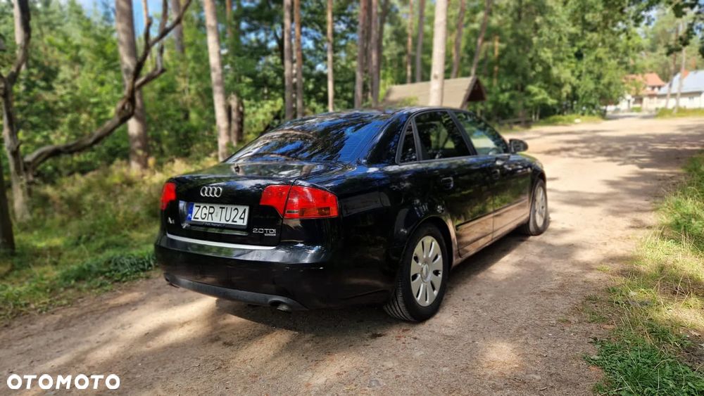Audi A4 - 4