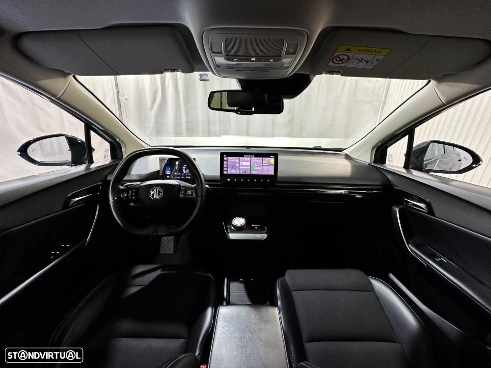 MG MG4 64 kWh Luxury - 11