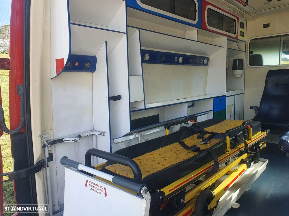 Mercedes-Benz 311cdi AMBULANCIA - 6