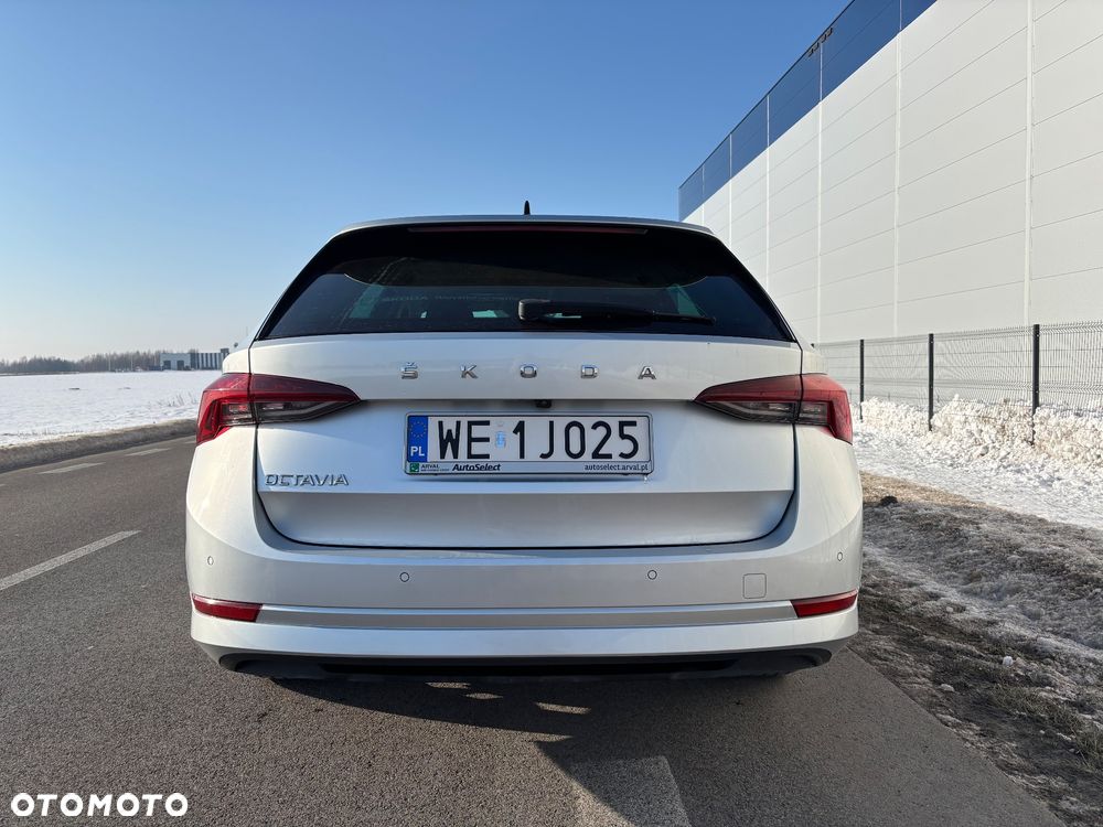 Skoda Octavia 2.0 TDI Ambition DSG - 15