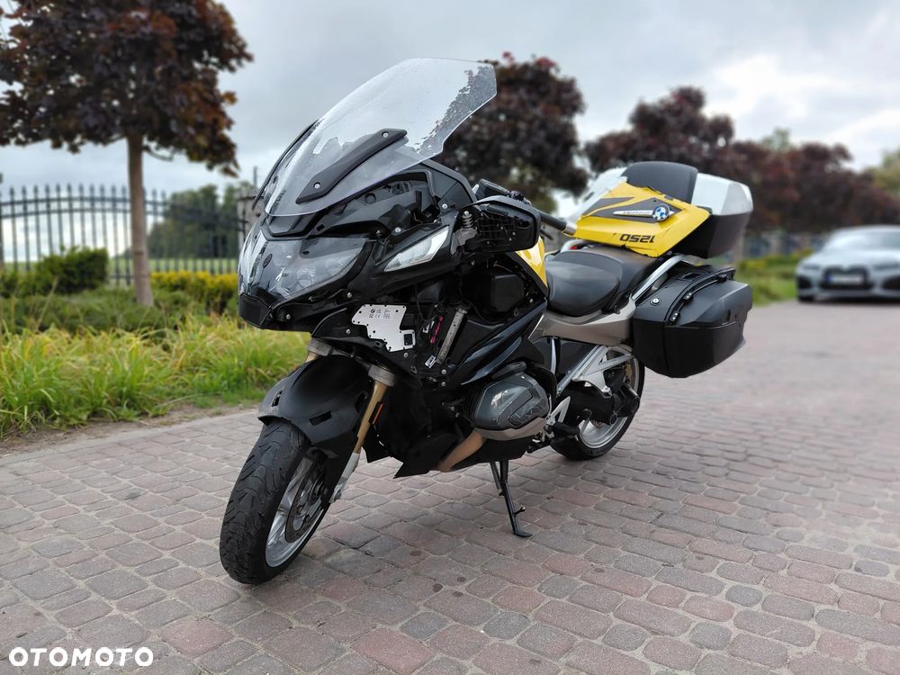 BMW R - 1