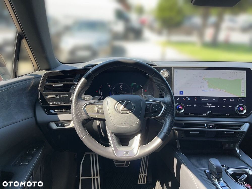 Lexus RX - 5