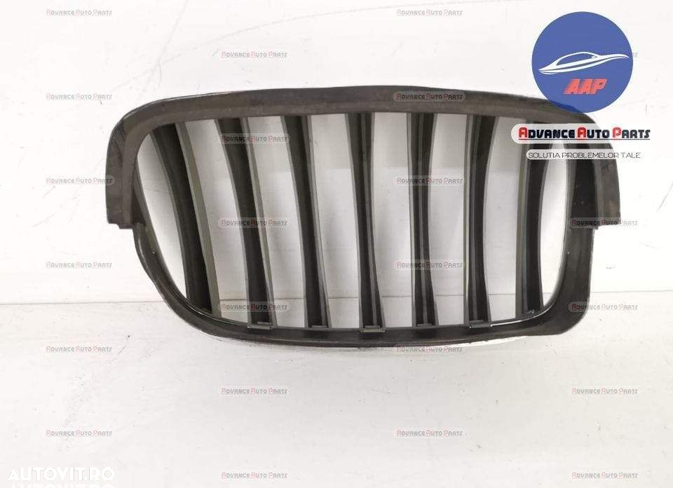 Grila centrala stanga originala in stare buna BMW  X5  E70 [2006 - 201 - 4