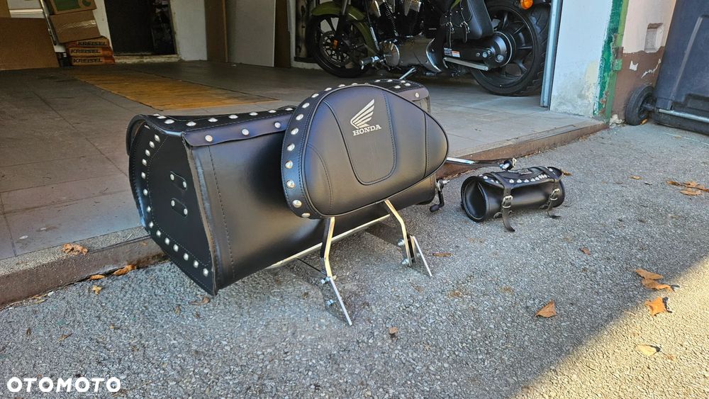 Honda Shadow - 16