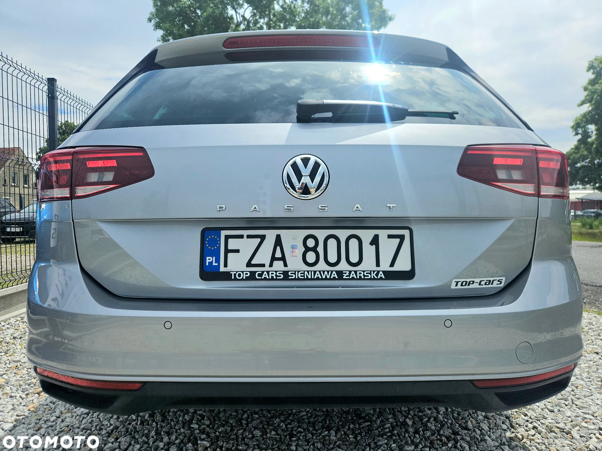 Volkswagen Passat Variant 2.0 TDI SCR DSG Business - 5