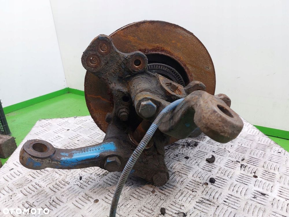 Zwrotnica lewa przód MERCEDES ATEGO II 04-13 A975338040405 - 3