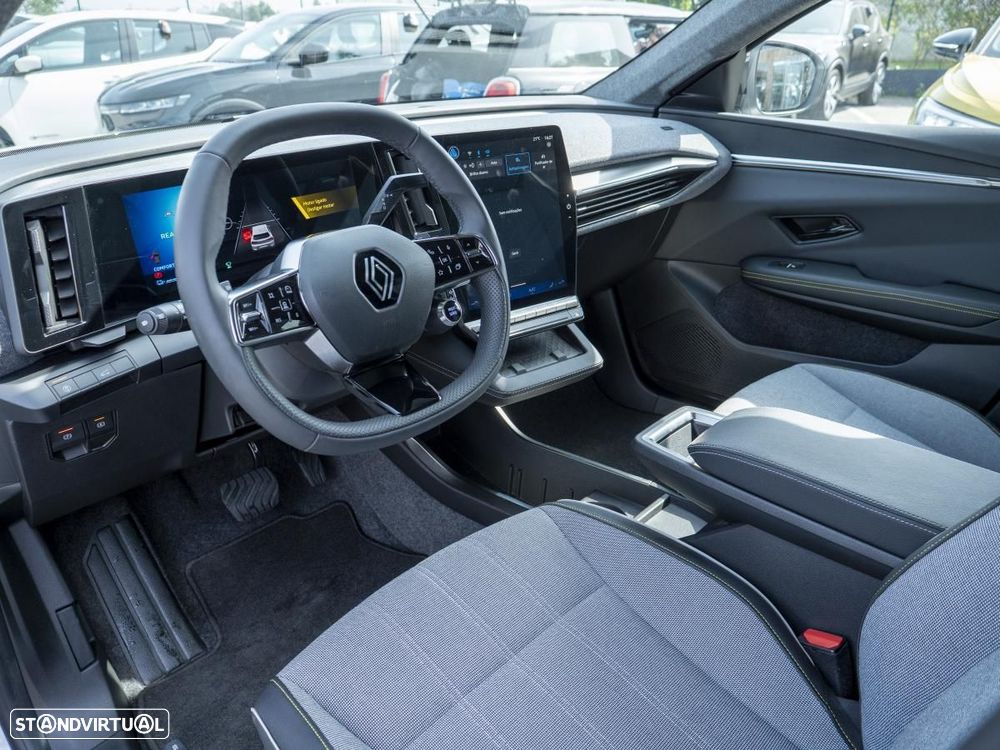 Renault Scénic E-Tech 60 kWh Techno - 23