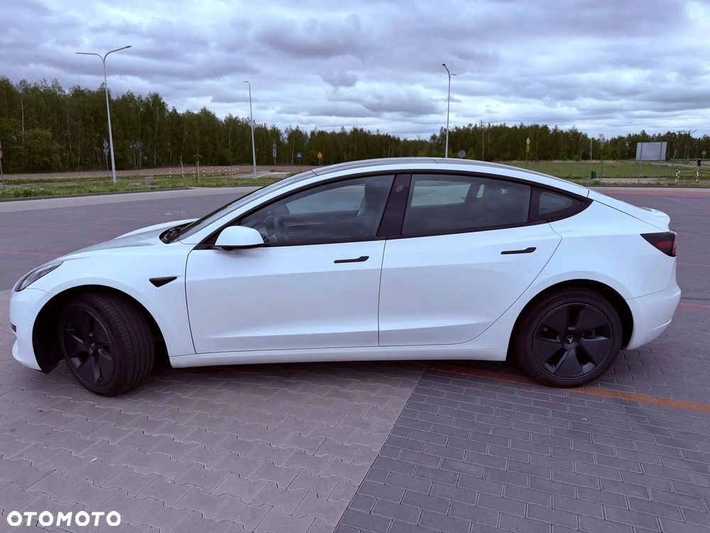 Tesla Model 3 RWD - 2
