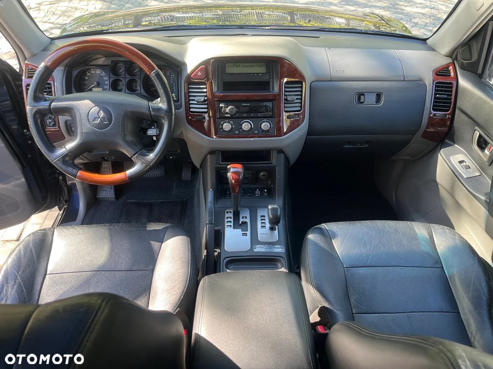 Mitsubishi Pajero 3.2 DID 7os - 22
