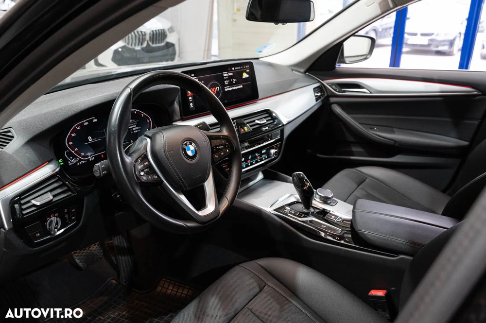 BMW Seria 5 520d Aut. Luxury Line - 6